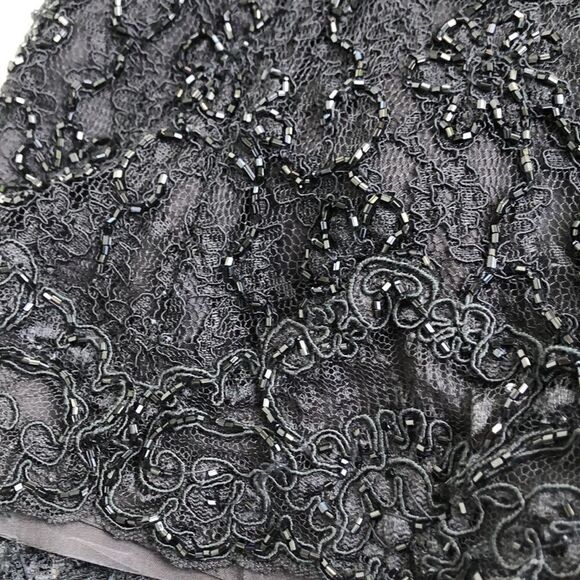 Carmen Marc Valvo beaded lace dress - Picture 5 of 6